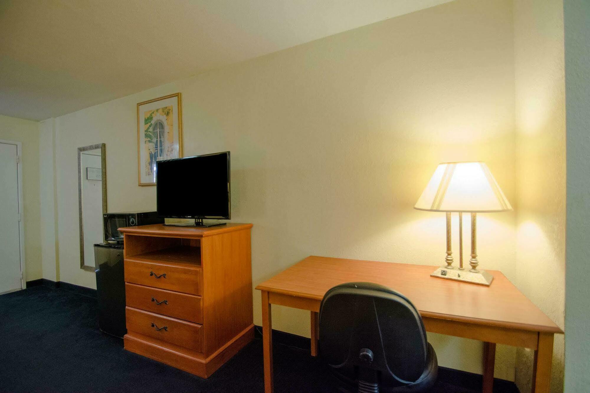 Inn Quality North Near Lido Key