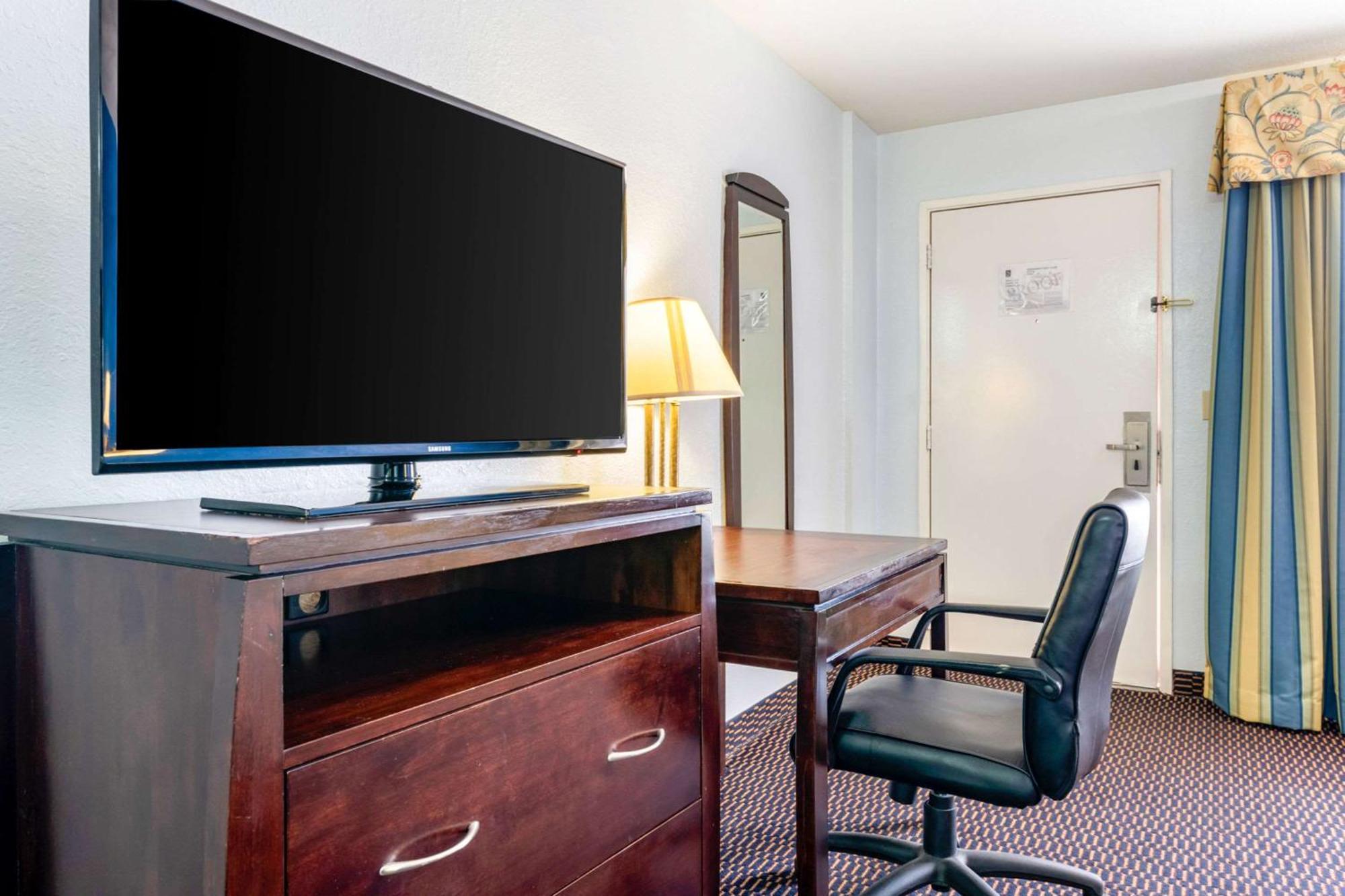 Quality North Near Lido Key Beach 2* Sarasota